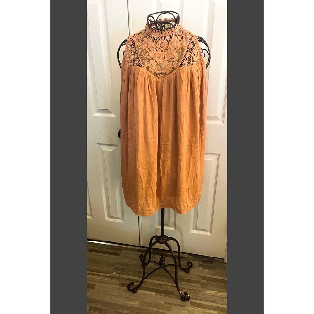 Boutique Dress, Blush, Size Large
